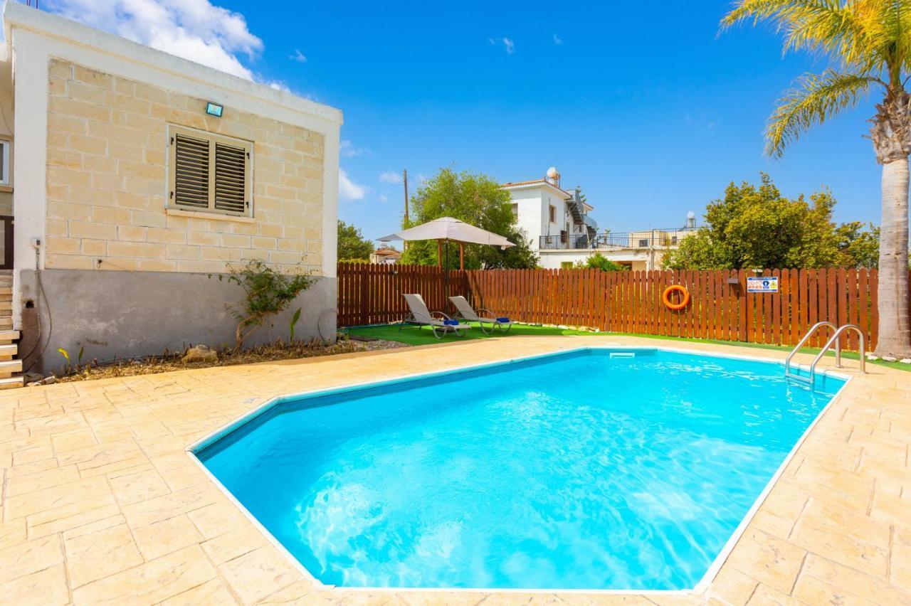Yiangos House Neo Chorio Exterior foto